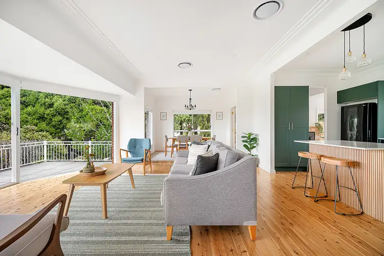 6 Lachlan Avenue, Leura NSW 2780
