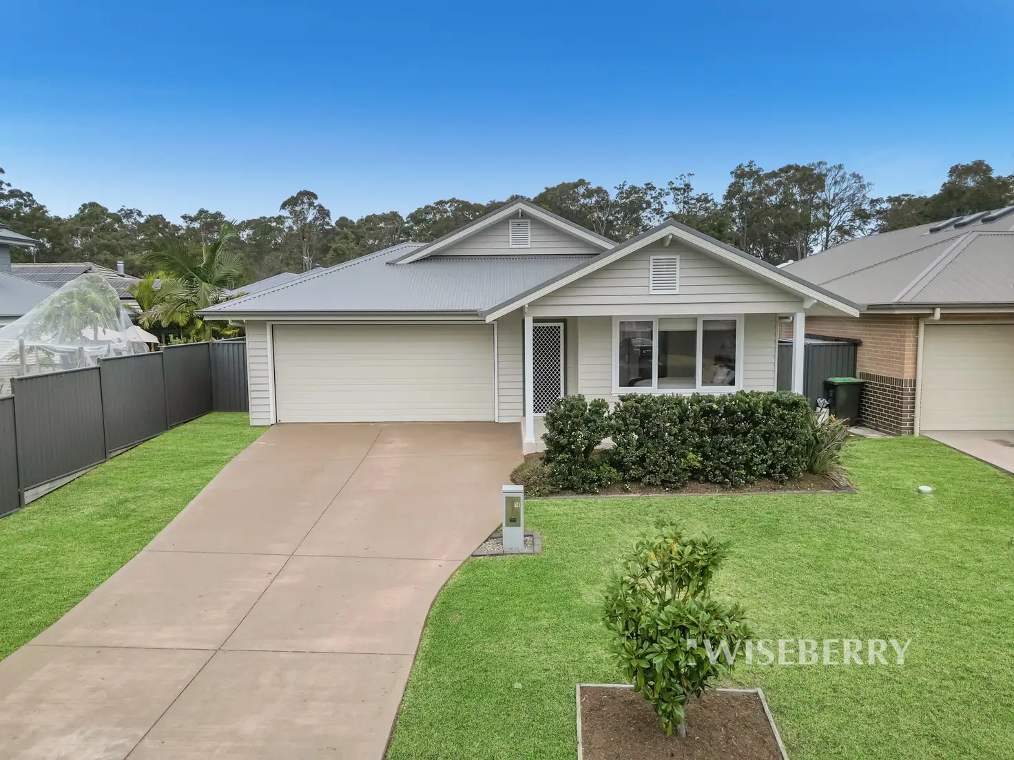 Main view of Homely house listing, 18 Loretto Way, Hamlyn Terrace NSW 2259