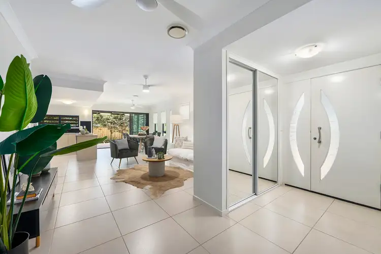 Fifth view of Homely villa listing, 2/6 Peter Parade, Miami QLD 4220