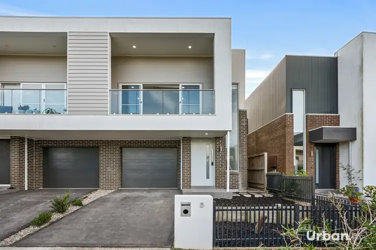 5 Indigo Crescent, Denham Court NSW 2565