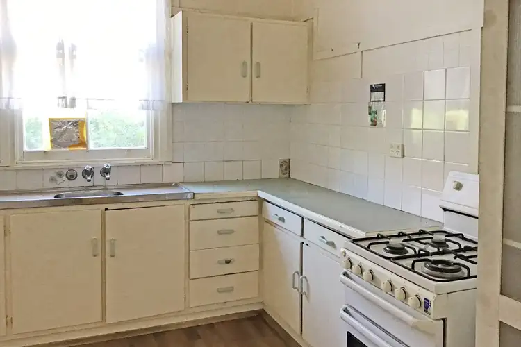 Fifth view of Homely house listing, 29 Third Avenue, Narromine NSW 2821
