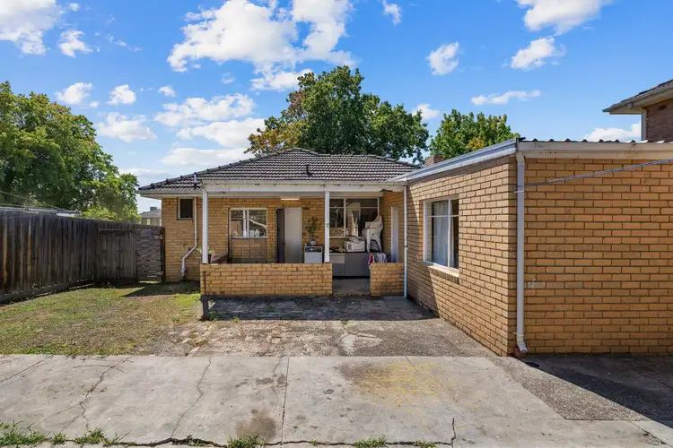 25 Caroline Crescent, Blackburn North VIC 3130