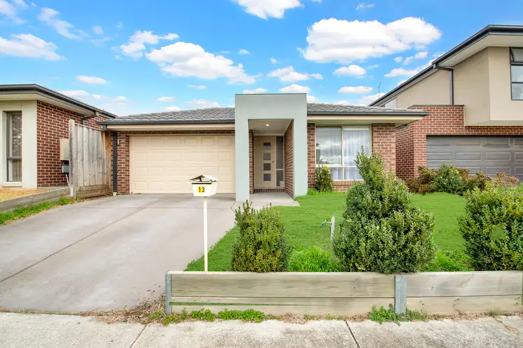 13 Butternut Drive, Lyndhurst VIC 3975
