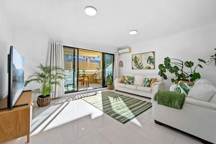 Third view of Homely apartment listing, 6/47 Oaks Avenue, Dee Why NSW 2099