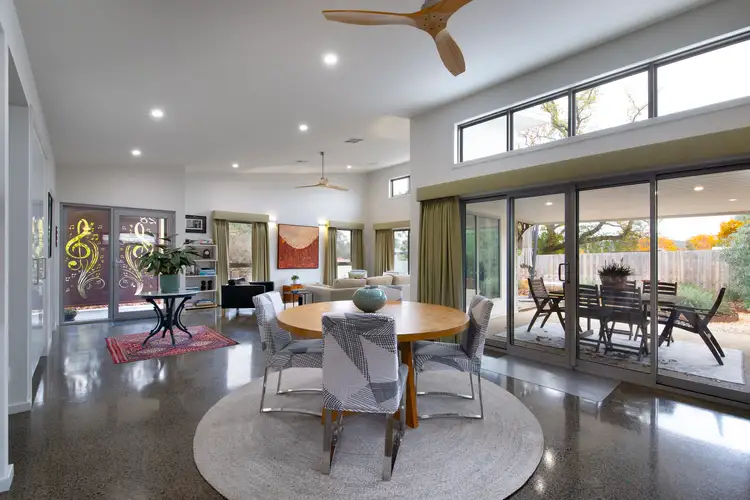 28 Steele Street, Chewton VIC 3451