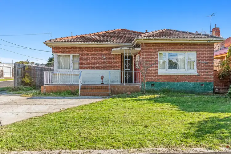33 Shand Road, Reservoir VIC 3073
