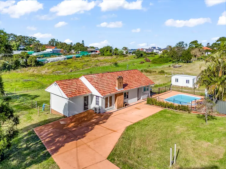 231 Lake Road, Glendale NSW 2285