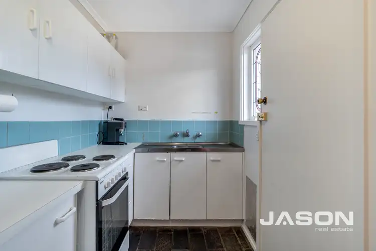 Fifth view of Homely unit listing, 16/9-11 Chris Court, Oak Park VIC 3046