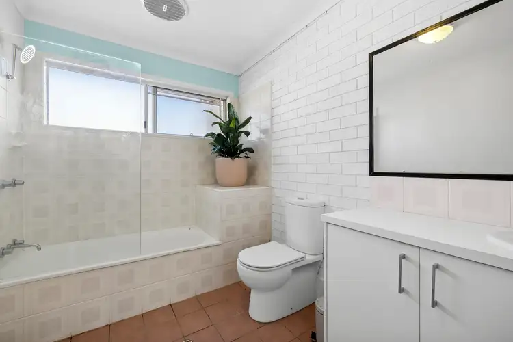 Fifth view of Homely unit listing, 4/99 Cypress Street, Torquay QLD 4655