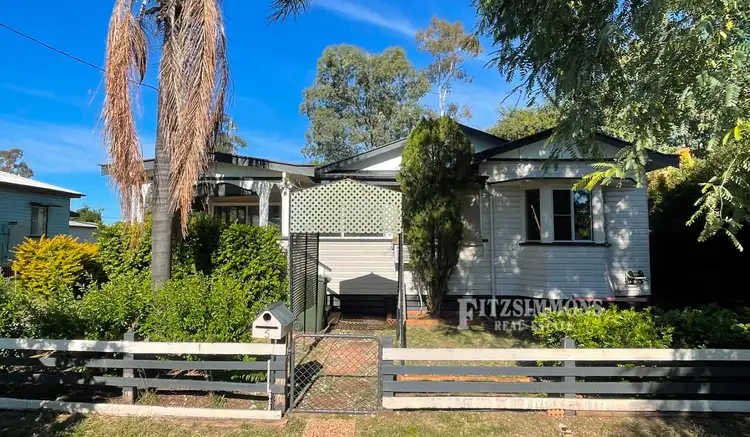 5 Wooburn Street, Dalby QLD 4405