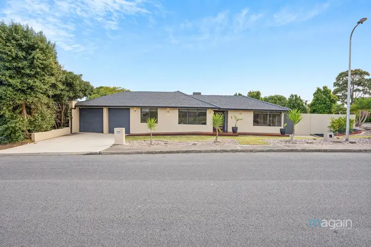 1 Dobell Court, Trott Park SA 5158