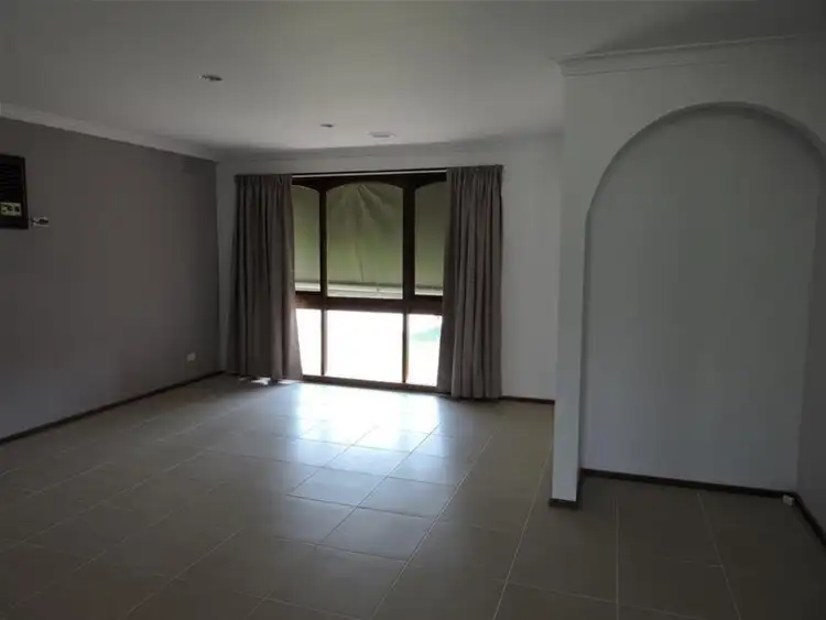 Fourth view of Homely house listing, 8 Chester Court, Endeavour Hills VIC 3802