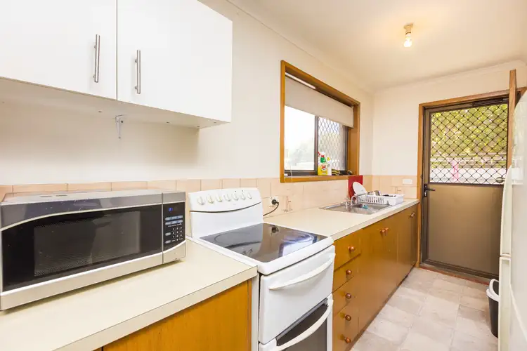Fifth view of Homely unit listing, 2/399 San Mateo Avenue, Mildura VIC 3500