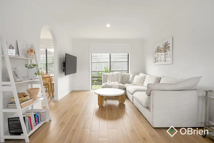 Third view of Homely unit listing, 2/6 Hill Street, Frankston VIC 3199