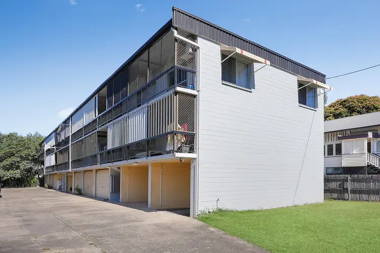 1/12 The Avenue, Hermit Park QLD 4812