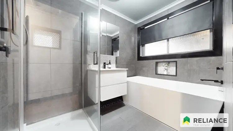 Sixth view of Homely house listing, 27 Alvarado Avenue, Thomastown VIC 3074