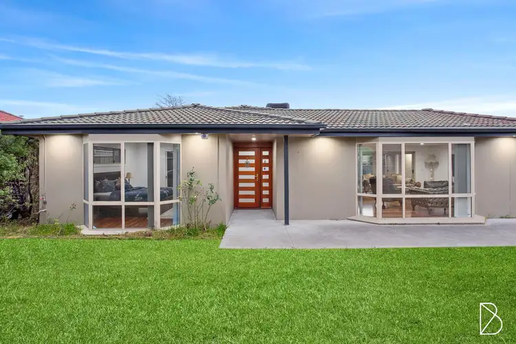 18 Thornhill Crescent, Dunlop ACT 2615