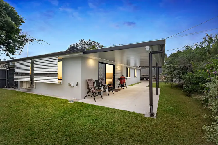 2 Landsborough Street, Rochedale South QLD 4123