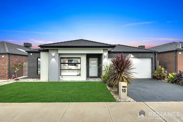 10 Blueleaf Place, Brookfield VIC 3338