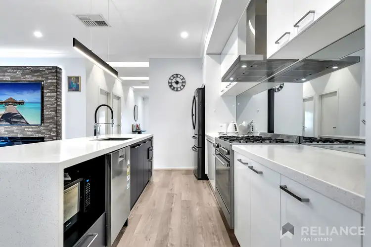 Sixth view of Homely house listing, 10 Blueleaf Place, Brookfield VIC 3338