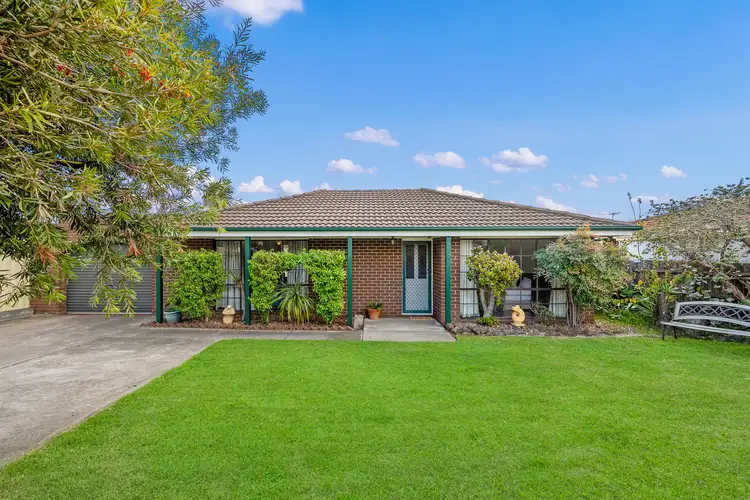 17 Longfellow Drive, Delahey VIC 3037