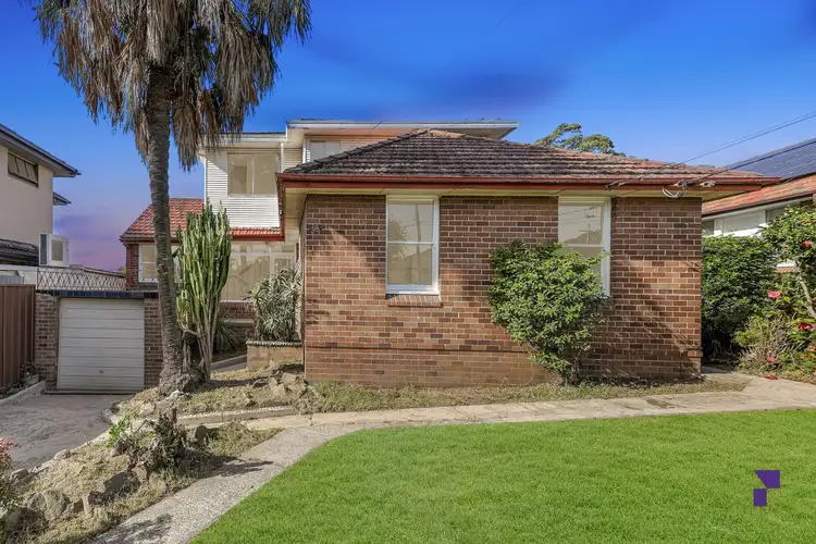 38 Bungalow Road, Roselands NSW 2196