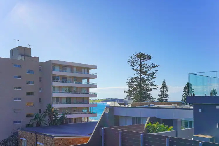 Fourth view of Homely apartment listing, 6/110 Howard Avenue, Dee Why NSW 2099