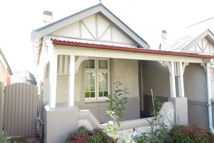 Main view of Homely semi-detached listing, 201a Piper Street, Bathurst NSW 2795