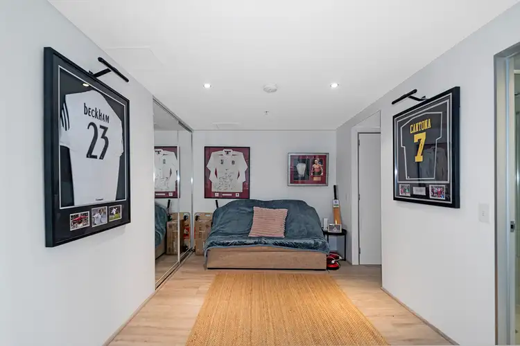 Sixth view of Homely apartment listing, 404/4 Wahroonga Place, Surfers Paradise QLD 4217