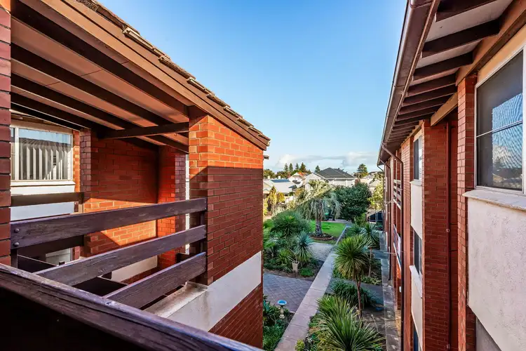 16/1 Ramsgate Street, Glenelg South SA 5045