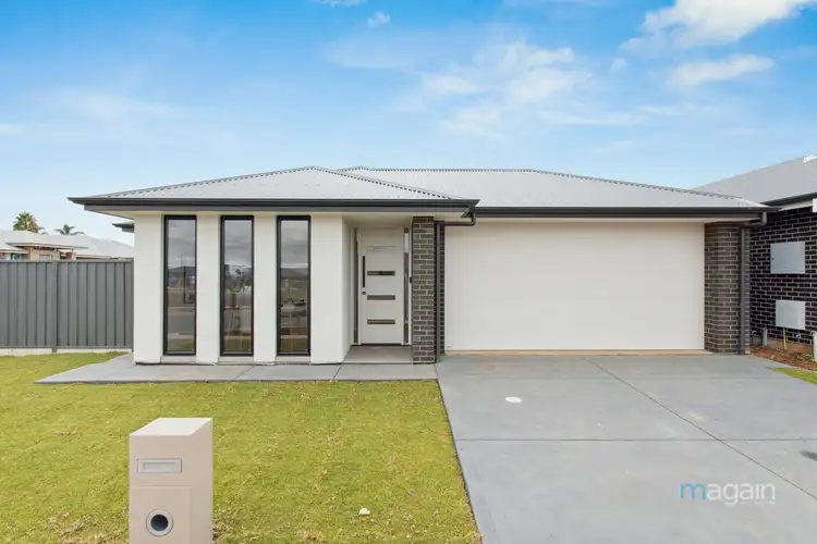11 Ochre Drive, Aldinga Beach SA 5173