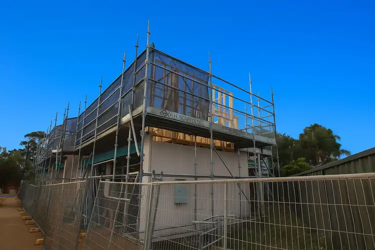 Second view of Homely townhouse listing, 5 Hambledon Road, Campbelltown SA 5074