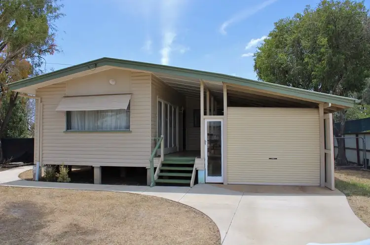 19 Ayrton Street, Dalby QLD 4405