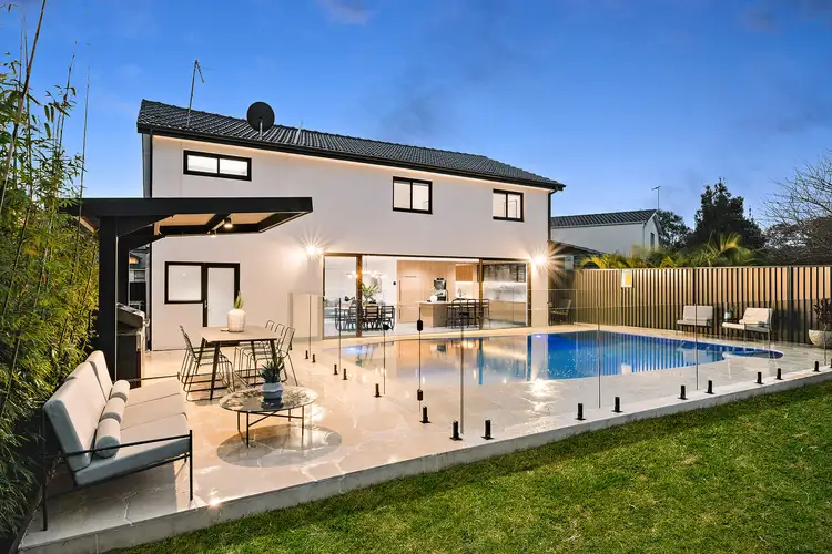 15 Bellinger Place
