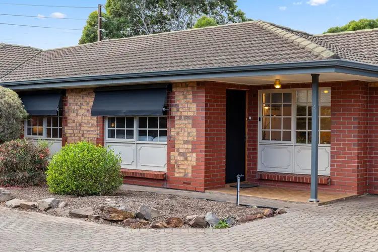 2/2 Kent Avenue, Warradale SA 5046