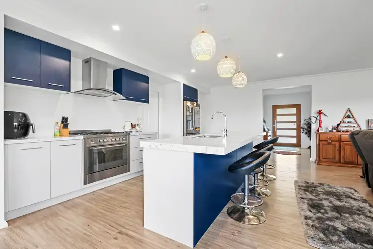 Third view of Homely house listing, 6 Shearers Close, Nicholson VIC 3882