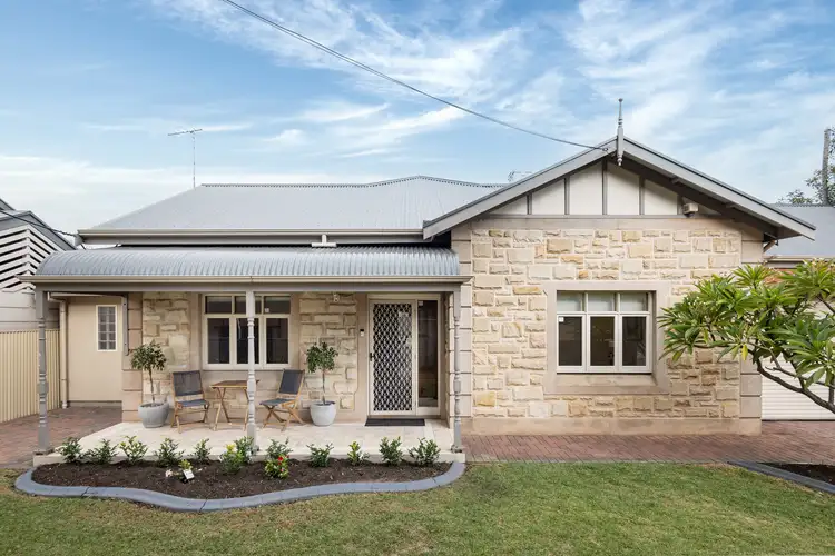 8 Light Terrace, Glenelg North SA 5045