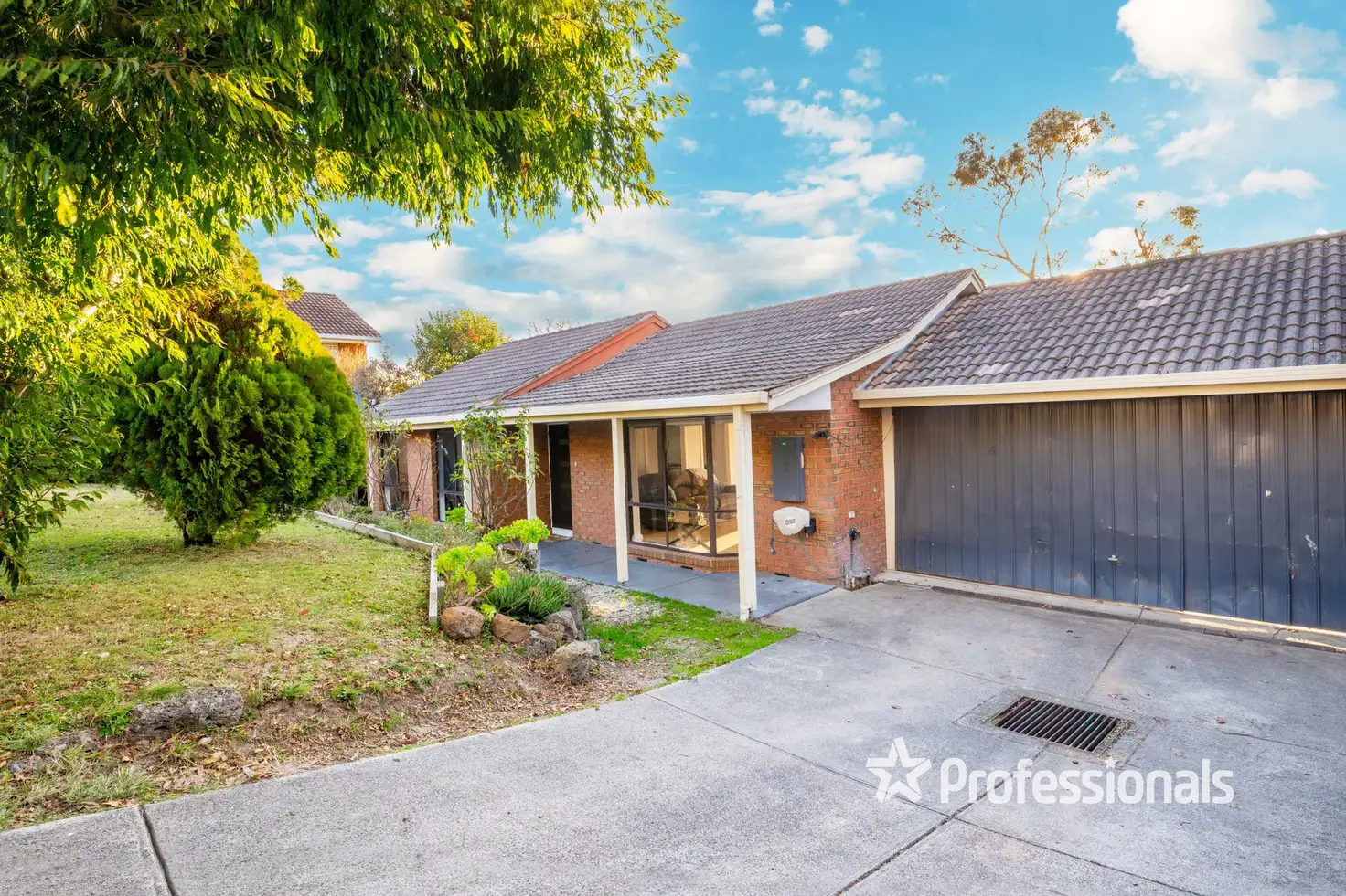 Main view of Homely house listing, 2/15 Anthony Grove, Woori Yallock VIC 3139