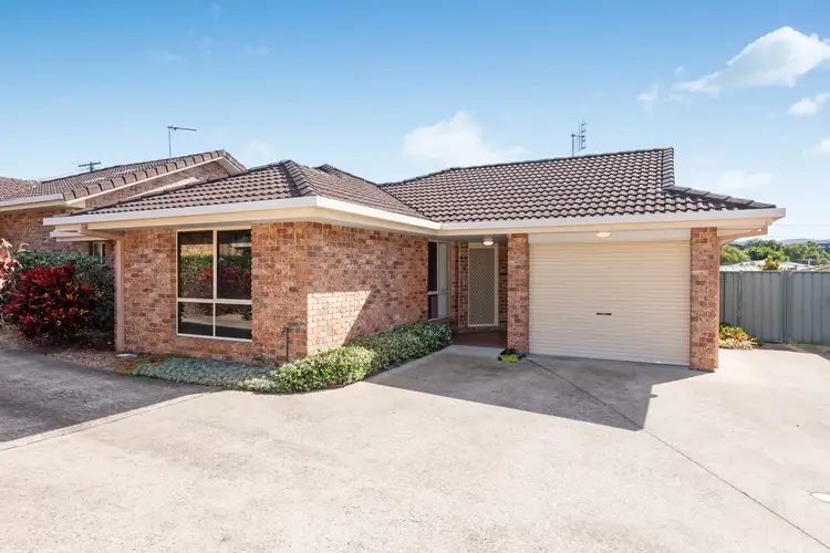 Main view of Homely unit listing, 2/27-29 Bonville Street, Coffs Harbour NSW 2450