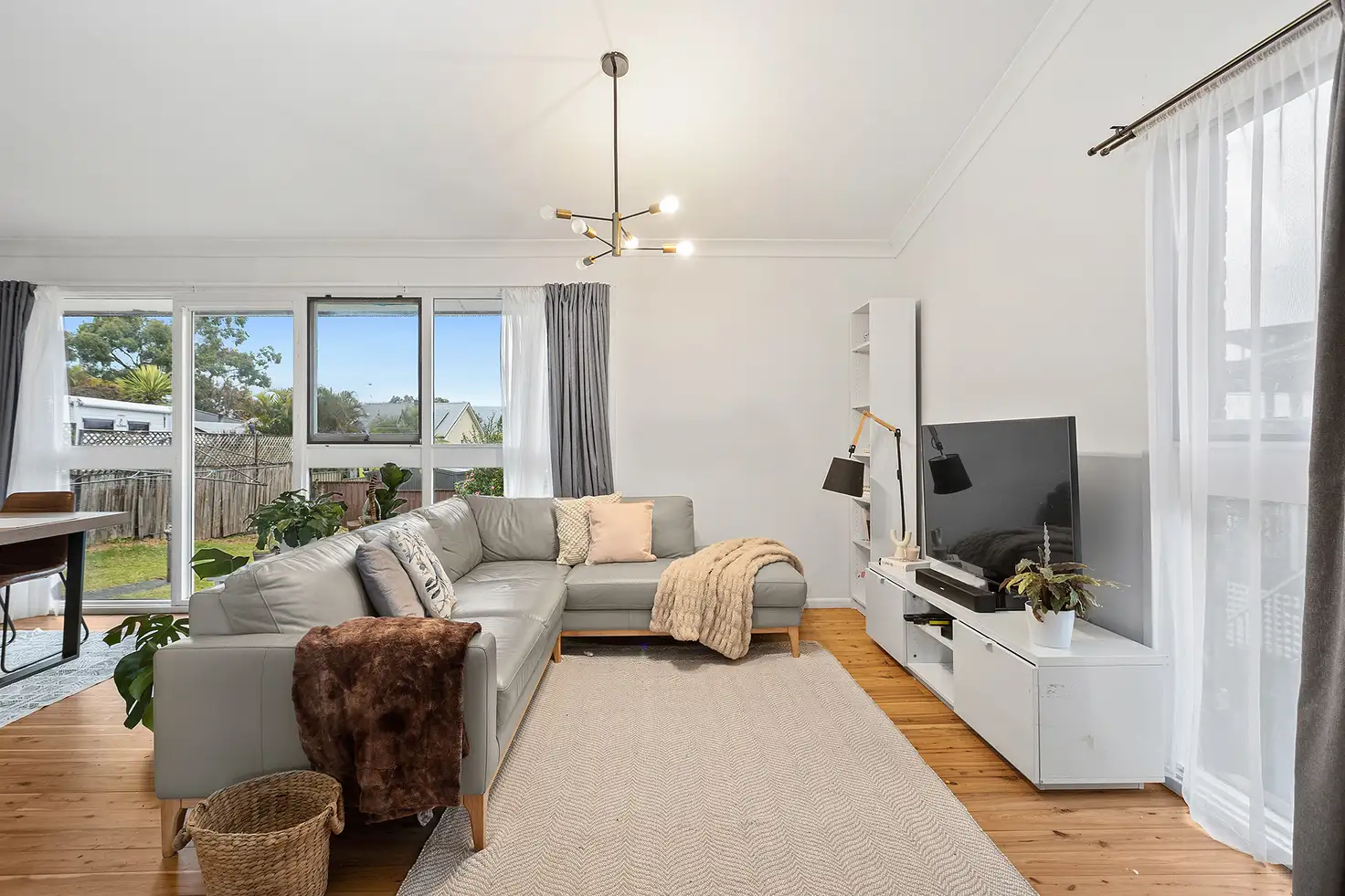Main view of Homely house listing, 6 Shiral Avenue, Kanahooka NSW 2530