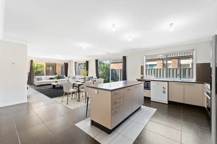 Fifth view of Homely house listing, 37 Finsbury Crescent, Manor Lakes VIC 3024