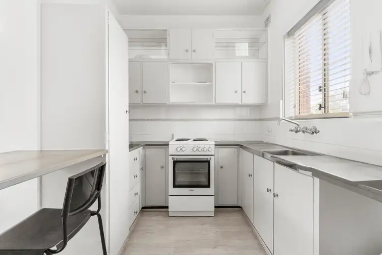 Second view of Homely unit listing, 2/2 Oxley Avenue, Jannali NSW 2226