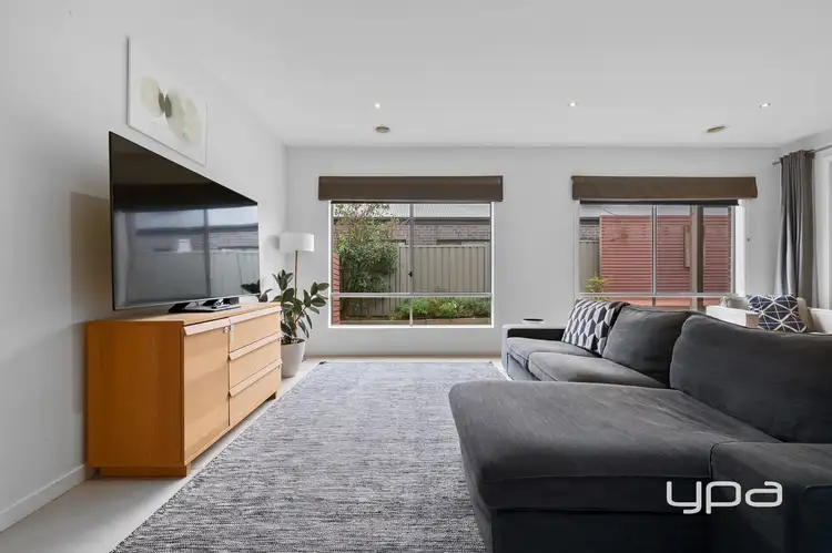 Second view of Homely house listing, 8 Cassinia Boulevard, Maddingley VIC 3340