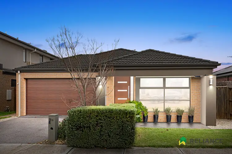 86 Waterhaven Boulevard, Point Cook VIC 3030