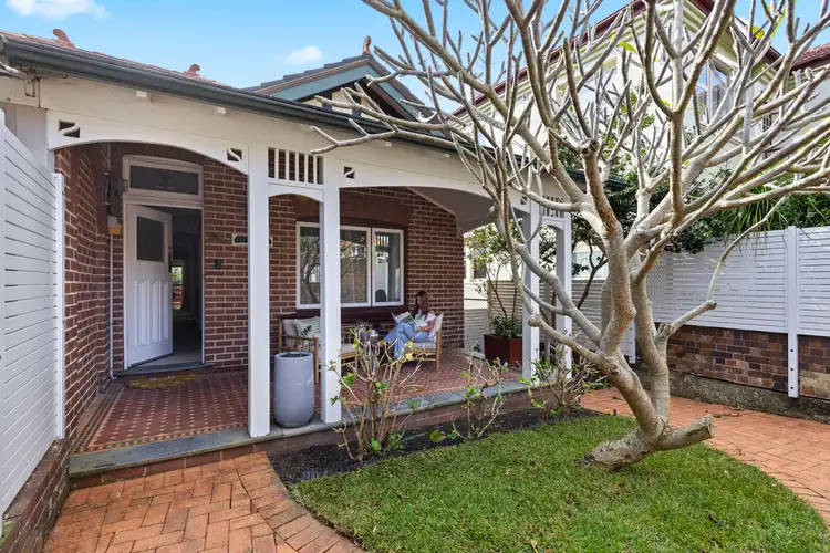 160 Sydney Road, Fairlight NSW 2094
