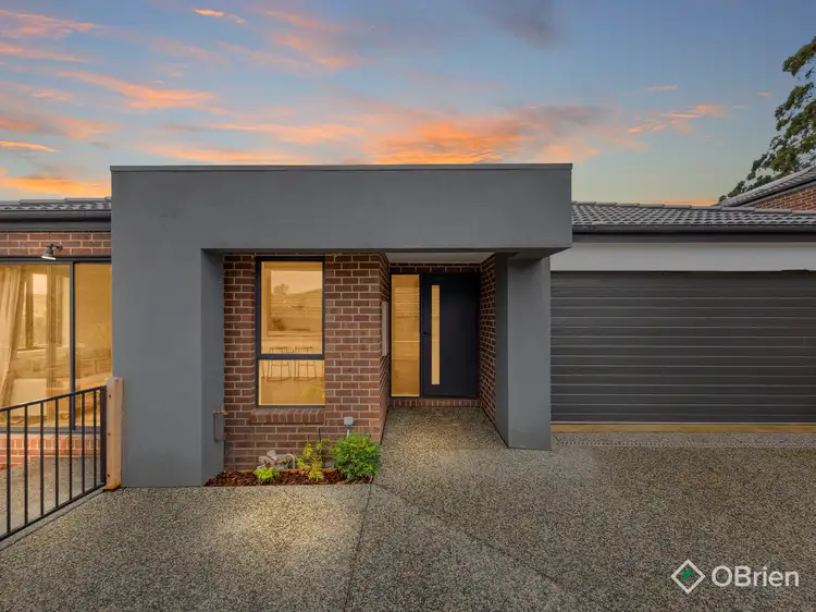 2/37 Victoria Street, Drouin VIC 3818
