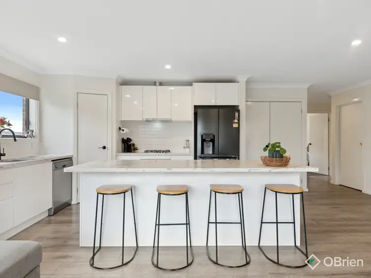 Fourth view of Homely house listing, 2/37 Victoria Street, Drouin VIC 3818