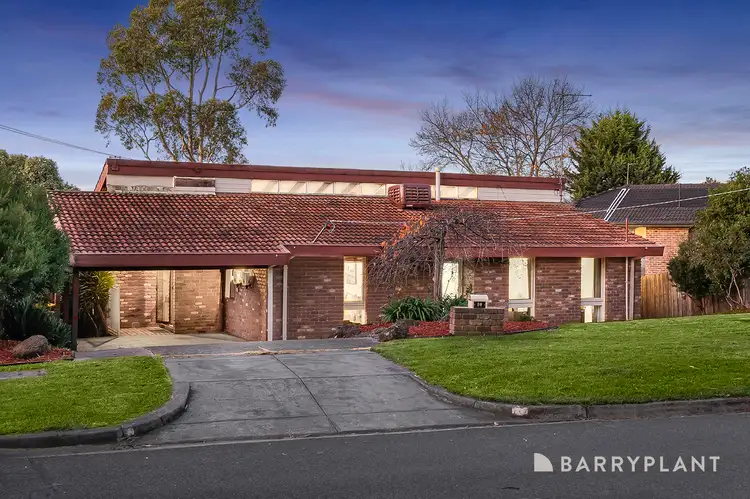 10 Cumberland Crescent, Chirnside Park VIC 3116