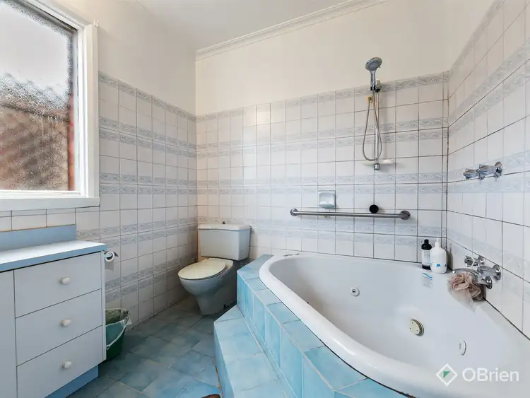 Sixth view of Homely house listing, 2 Hook Street, St Albans VIC 3021