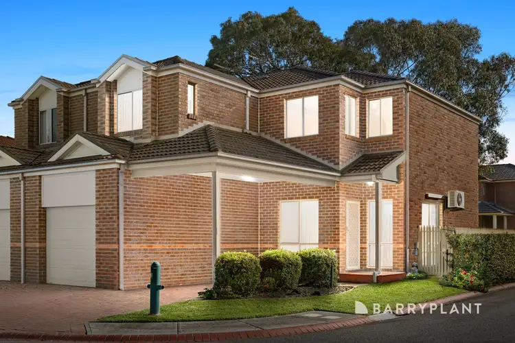 6 Hummingbird Place, South Morang VIC 3752